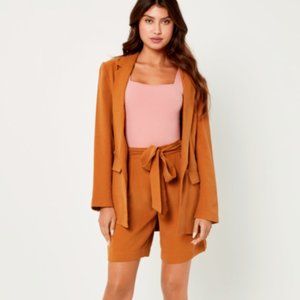 BCBGGENERATION  BLAZER & BELTED WIDE-LEG  SHORT SIZE L